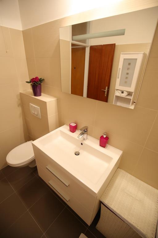 Apartment Navigare Zadar Oda fotoğraf